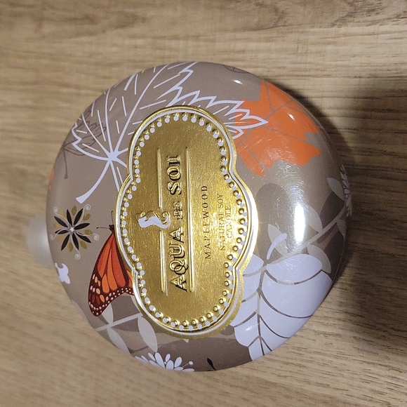 Aqua De Soi Maplewood 1 wick  Natural Soy Candle, 9oz - Picture 2 of 3